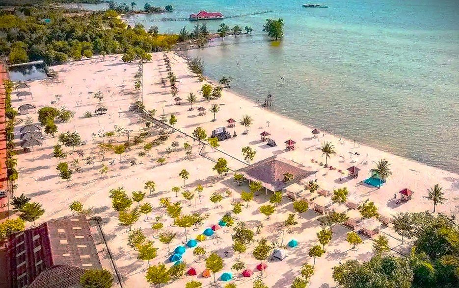 Pantai Viovio Batam